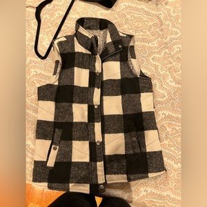 NWT Plaid vest